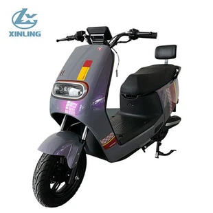 Batteridrevet elektrisk scooter for voksne